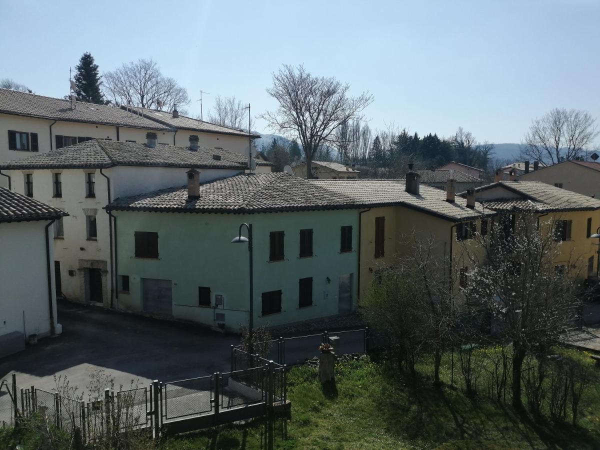 Mille Papaveri Rossi Casa Di Angela Serravalle di Chienti Luaran gambar