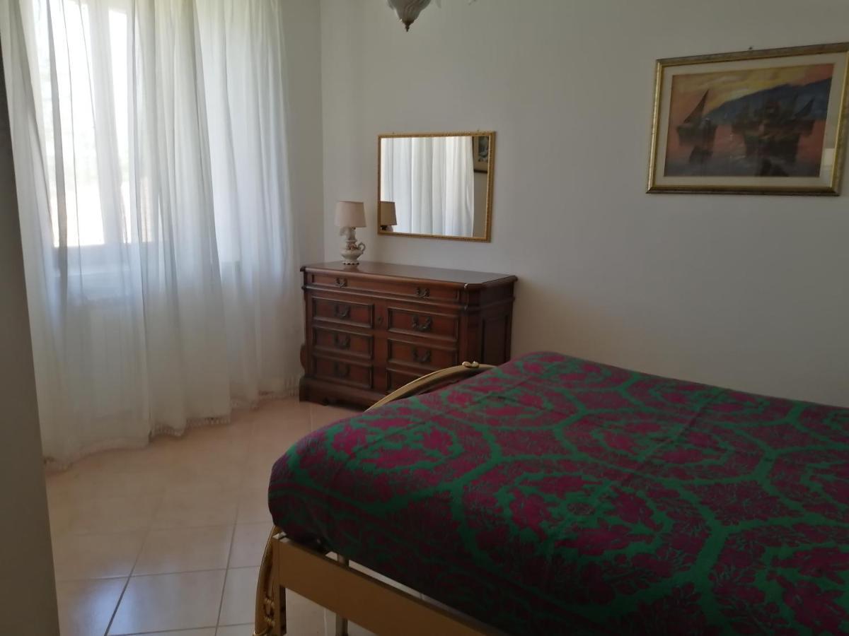 Mille Papaveri Rossi Casa Di Angela Serravalle di Chienti Luaran gambar